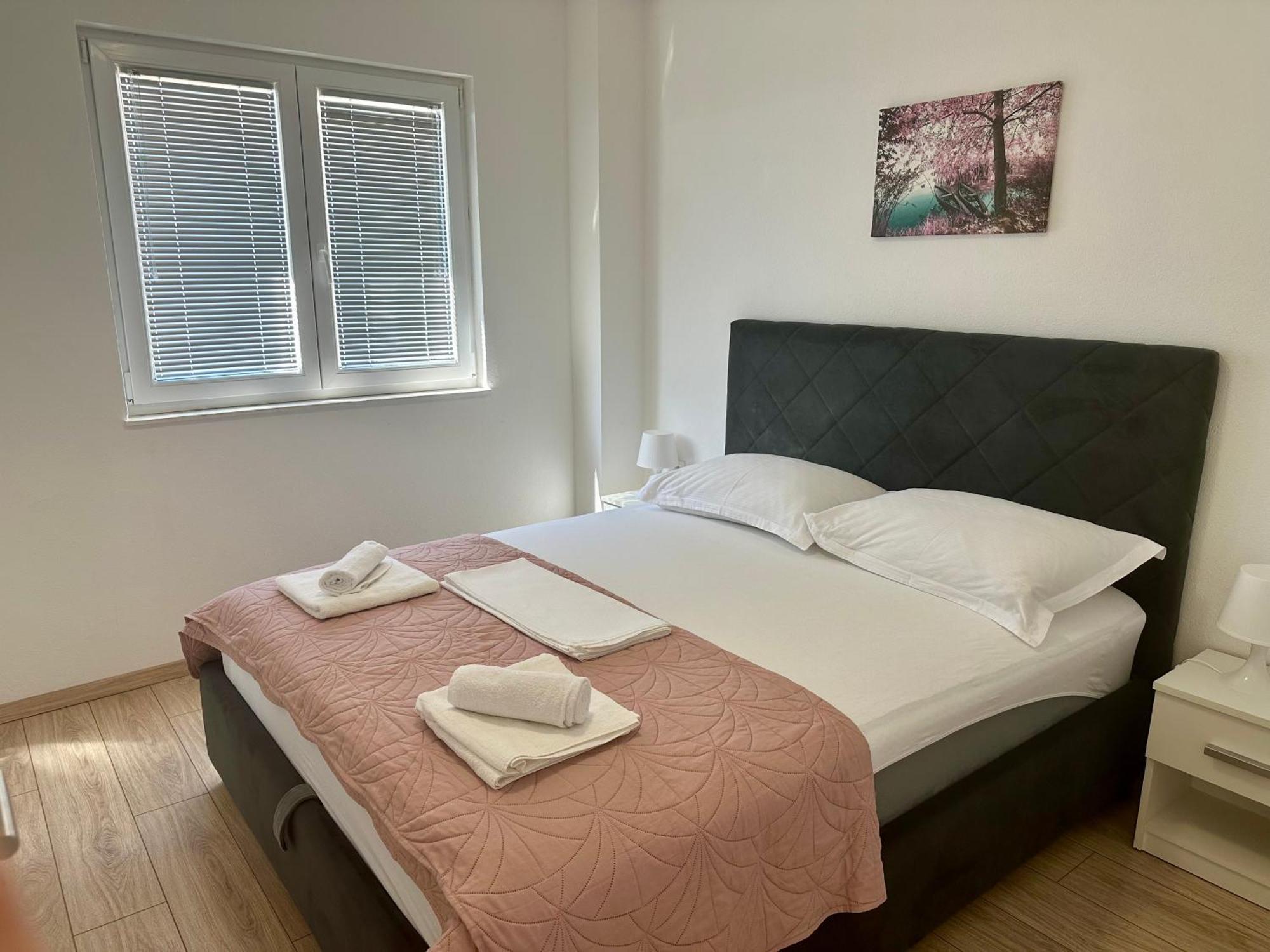 Apartmani Josipa Башка-Вода Экстерьер фото